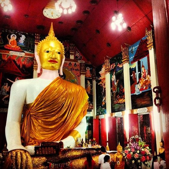 หลวงพ่อขาว พระพุทธบุศโยภาส วัดลาดกระบัง  9 นิ้ว รูปที่ 2