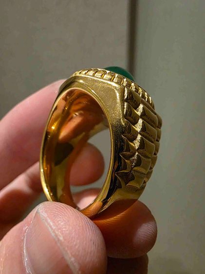 แหวนเก่าเก็บ สวยหายากรุ่นเก่า หัวคล้ายหยกสีเขียว ล้อมเพชร ขายตามสภาพ ของเก่าเก็บ เบอร์ 9-10 พร้อมส่งครับ  รูปที่ 6