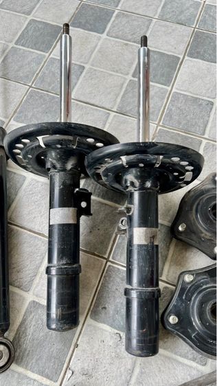 โช๊คอัพเดิม ถอดจาก Honda civic FC 2019 เดิม รูปที่ 4