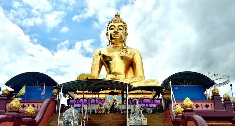  พระเชียงแสนสี่แผ่นดิน  ส ก  เฉลิมพระเกียรติ เชียงแสน 9 นิ้ว ปี 47 รูปที่ 2