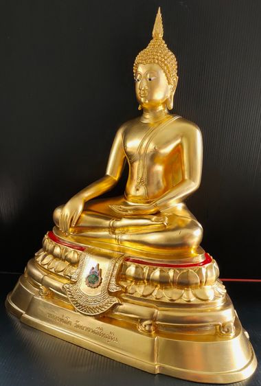 หลวงพ่อโต วัดบางพลีใหญ่ใน รุ่น ยันต์ห้า 9 นิ้ว ปิดทอง ปี 2559 รูปที่ 4