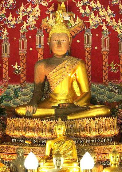 พระพุทธชัยมงคล วัดใหญ่ชัยมงคล อยุธยา ปิดทอง 9 นิ้ว ปี 2559 รูปที่ 2