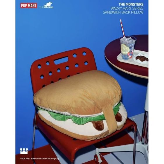 พร้อมส่งจากไทย🇹🇭สินค้าลิขสิทธิ์แท้✨️Pop Mart The Monsters Wacky Mart Series Sandwich Back Pillow ขนาด56cm × 35cm รูปที่ 3