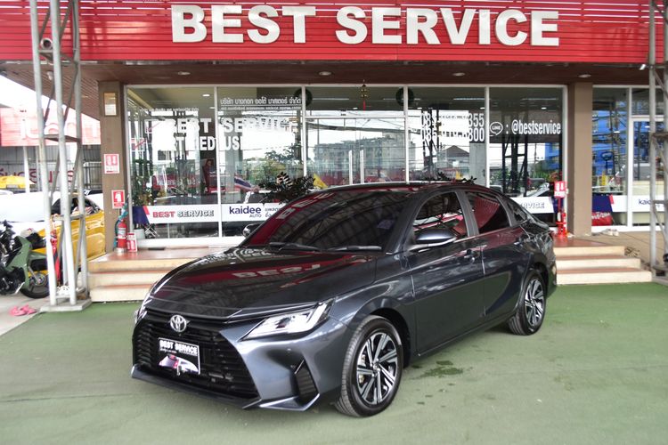 รถ Toyota Yaris ATIV 1.2 Premium สี เทา