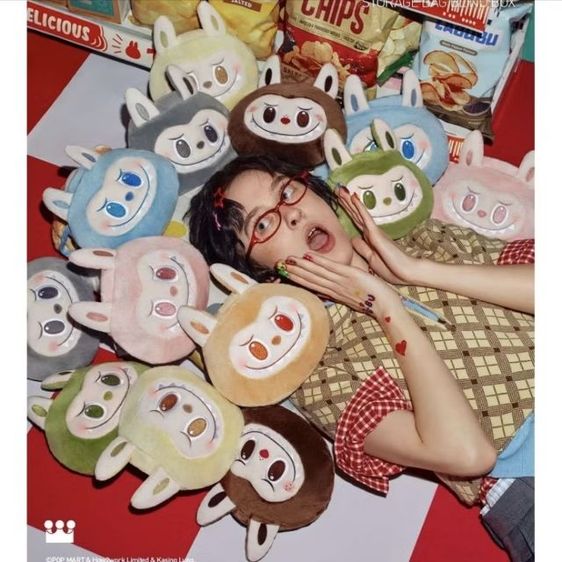 พร้อมส่งจากไทย🇹🇭ลิขสิทธิ์แท้✨️Pop mart The Monsters Storage Bag Blind Box: Wacky Mart Series  รูปที่ 3