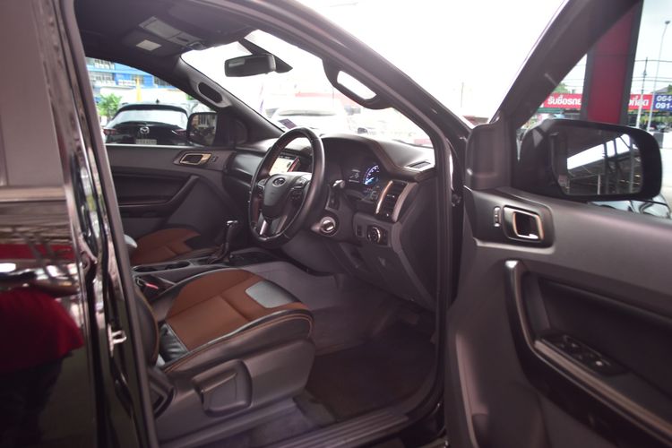 Ford Ranger 2018 2.2 Hi-Rider Wildtrak Pickup ดีเซล ไม่ติดแก๊ส เกียร์อัตโนมัติ ดำ รูปที่ 3