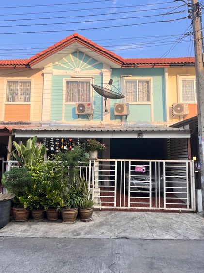 ทาวน์เฮ้าส์ 2 ชั้น