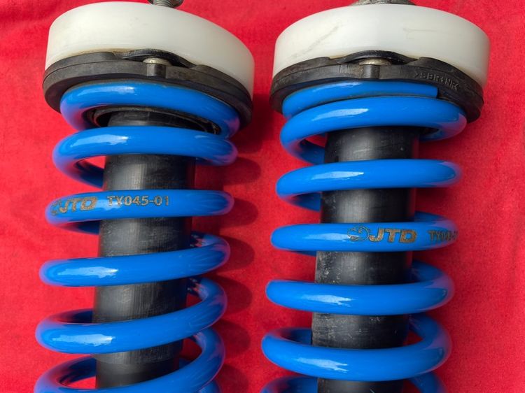 โช๊ค toyota revo รูปที่ 5