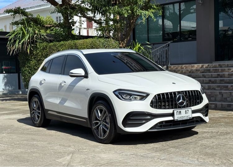 รถ Mercedes-Benz GLA-Class GLA35 สี ขาว