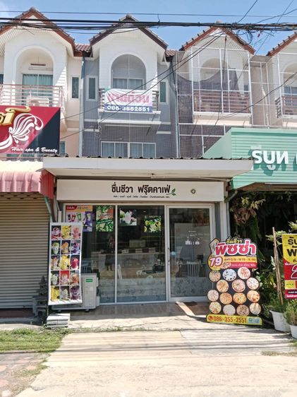 อาคารพาณิชย์ 3 ชั้น พร้อมอยู่ กลางเมืองสุพรรณบุรี