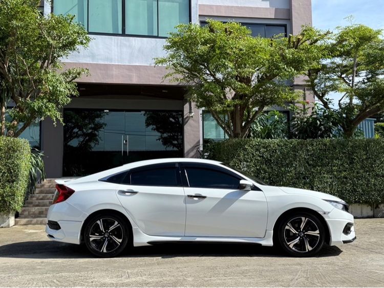 Honda Civic 2018 1.5 Turbo RS Sedan เบนซิน ไม่ติดแก๊ส เกียร์อัตโนมัติ ขาว รูปที่ 2