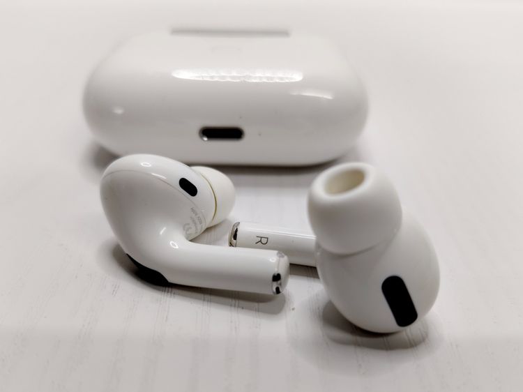 ขาย AirPods Pro Gen 1 with MagSafe Charging Case มือสอง รูปที่ 6