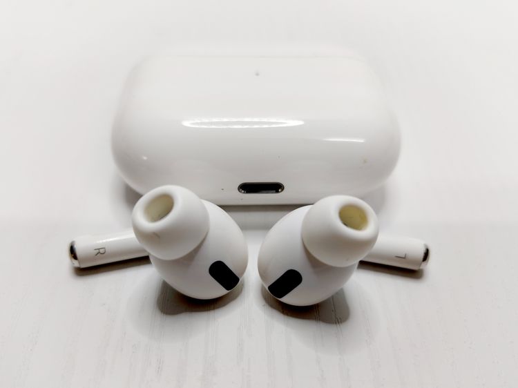 ขาย AirPods Pro Gen 1 with MagSafe Charging Case มือสอง รูปที่ 9