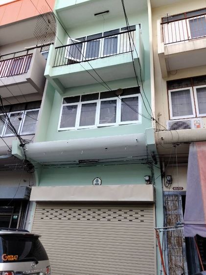 บ้านอาคารพาณิชย์ 3 ชั้น