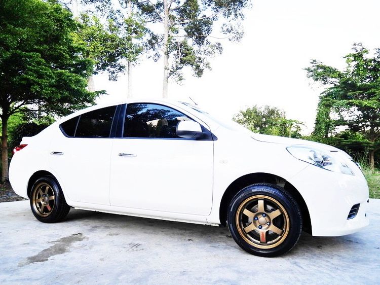 Nissan Almera 2012 1.2 V Sedan เบนซิน ไม่ติดแก๊ส เกียร์อัตโนมัติ ขาว รูปที่ 2
