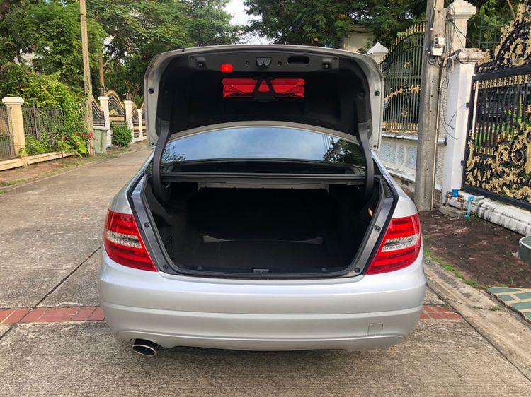 Mercedes-Benz C-Class 2011 C200 CGI Sedan เบนซิน เงิน รูปที่ 4