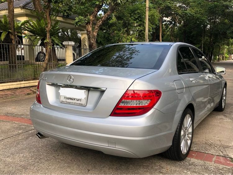 Mercedes-Benz C-Class 2011 C200 CGI Sedan เบนซิน เงิน รูปที่ 2