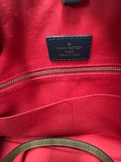 LV OnTheGo GM  รูปที่ 13