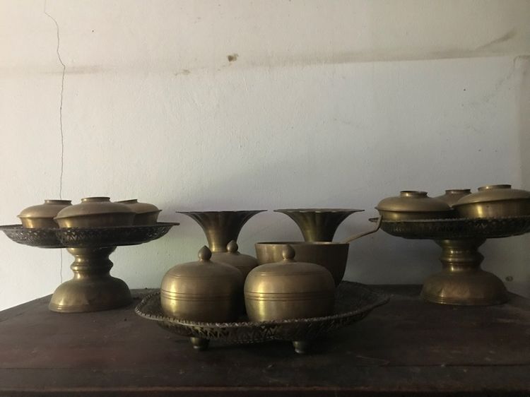 เซตทองเหลืองโบราณชุดใหญ่ รูปที่ 4