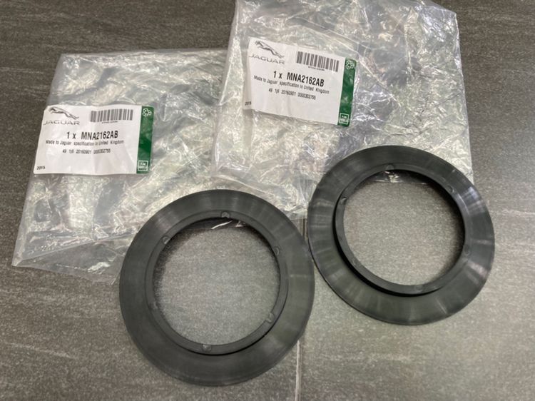 อะไหล่ ซีลยาง Jaguar X300 URO Engine Valve Cover Washer Seal Part no. NBC2575CA ยางรองคอยสปริง MNA2162AB รูปที่ 11