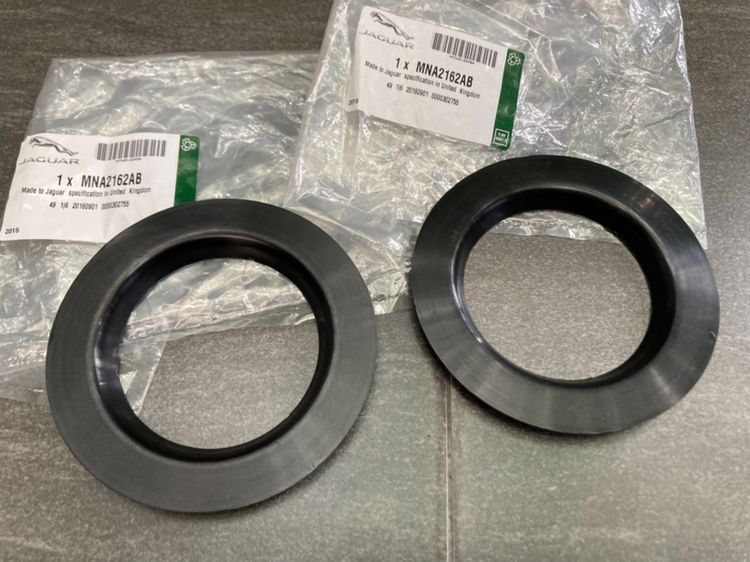 อะไหล่ ซีลยาง Jaguar X300 URO Engine Valve Cover Washer Seal Part no. NBC2575CA ยางรองคอยสปริง MNA2162AB รูปที่ 10