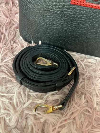 LV Capucines Mini ปี 2017 รูปที่ 5