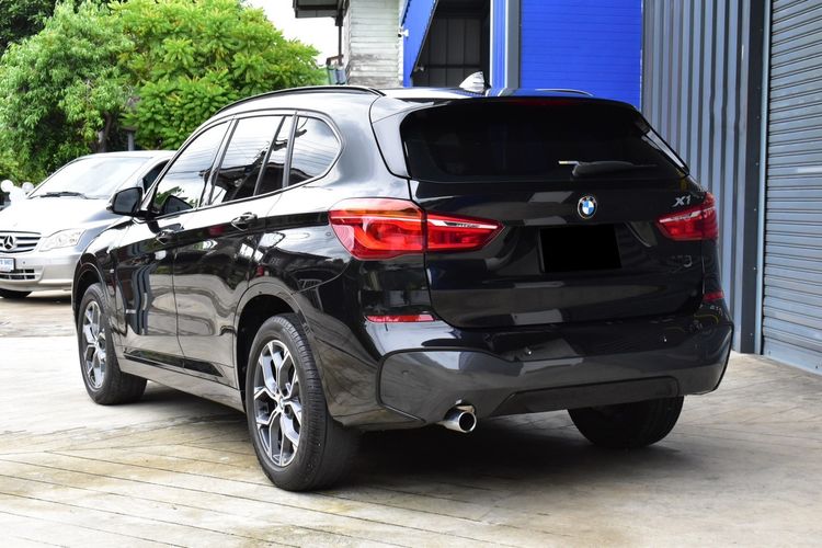 BMW X1 2017 2.0 sDrive18d M Sport Utility-car ดีเซล ไม่ติดแก๊ส เกียร์อัตโนมัติ ดำ รูปที่ 3