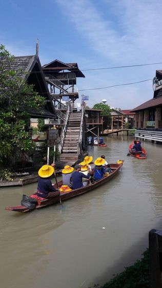 รถเช่าพร้อมคนขับ ไปไกล ไปใกล้ได้ทั่วประเทศ ไปวัดทำบุญ ไปโรงพยาบาล ไปสนามบิน ไปโรงเรียน ไปซื้อของ ไปทะเล ไปรับ-ส่งของ รูปที่ 13