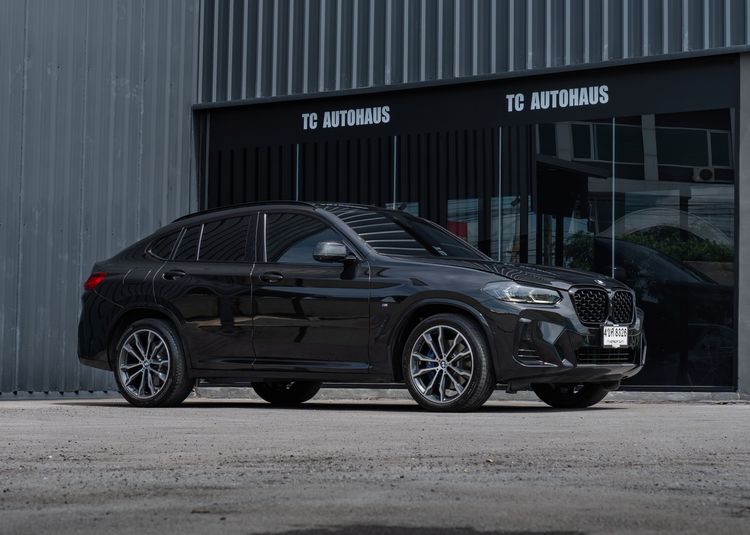 BMW X4 2022 2.0 xDrive20d M Sport 4WD Utility-car ดีเซล ไม่ติดแก๊ส เกียร์อัตโนมัติ ดำ