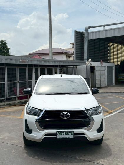 Toyota Hilux Revo 2021 Double Cab 2.4 Entry Z Edition Pickup ดีเซล ไม่ติดแก๊ส เกียร์ธรรมดา ขาว รูปที่ 2