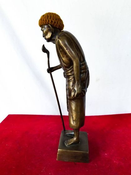 พระบูชา หลวงปู่หมุน ฐิตสีโล วัดบ้านจาน จ.ศรีสะเกษ ปี2543 เนื้อทองเหลือง รูปที่ 2