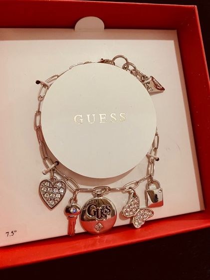 สร้อยข้อมือเกส Guess แท้ 💯 มีกล่องไม่มีฝา sale  รูปที่ 9