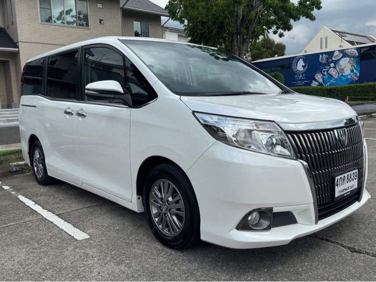 Toyota Esquire 2015 2.0 Gi เบนซิน เกียร์อัตโนมัติ ขาว รูปที่ 3