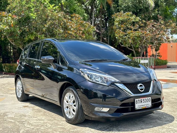 Nissan Note 2019 1.2 V Sedan เบนซิน ไม่ติดแก๊ส เกียร์อัตโนมัติ ดำ รูปที่ 2