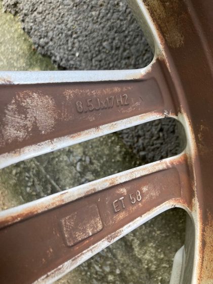 ล้อBenz 17 AMG W204 ตัวนอก หน้าเล็ก หลังใหญ่ แท้มือสอง 5 รู 112 ใส่ Benz รุ่นอื่นได้ Vito W212 W211 W209 W207 R170 R171 W203 W245 W246 W176 รูปที่ 8