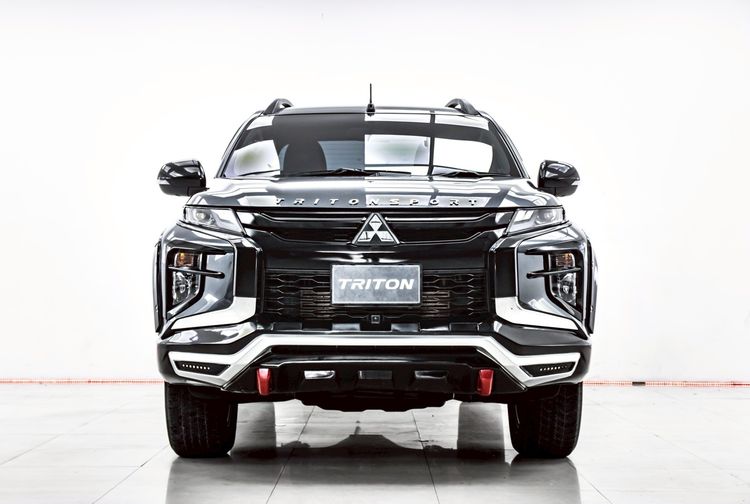 Mitsubishi Triton 2022 2.4 GT Plus Pickup ดีเซล ไม่ติดแก๊ส เกียร์ธรรมดา เทา รูปที่ 4