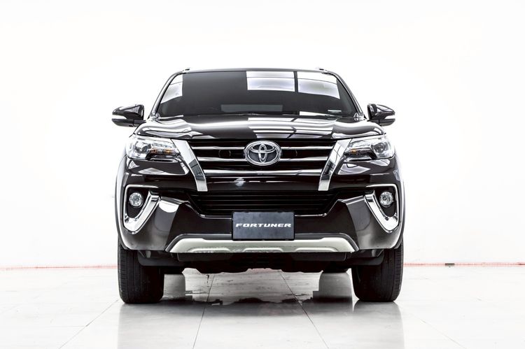 Toyota Fortuner 2016 2.8 V 4WD Utility-car ดีเซล ไม่ติดแก๊ส เกียร์อัตโนมัติ น้ำตาล รูปที่ 4