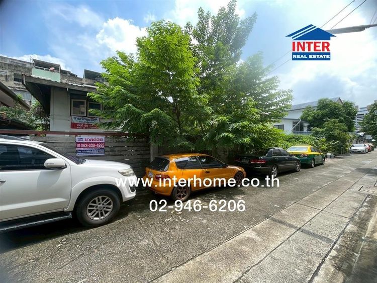 ไม่ใช่ ที่ดิน + บ้าน 2 ชั้น 98 ตร.ว. ที่ดิน + บ้าน ซอยสิรินธร7 แยก1 ถนนสินธร ถนนจรัญสนิทวงศ์ เขตตลิ่งชัน กรุงเทพมหานคร