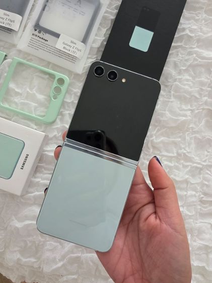 Samsung flip5 (512gb)