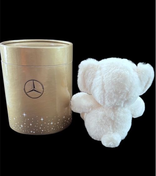 Mercedes Benz Christmas Bear 2024  ตุ้กตาหมีของเมอร์เซเดส เบนซ์คอลเลคชั่น คริสต์มาส 2024 รูปที่ 4