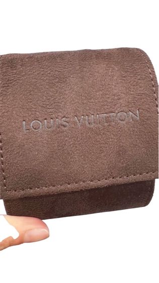 กล่องเก็บนาฬิกาพกพาสำหรับเดินทางของ Louis Vuitton รูปที่ 5