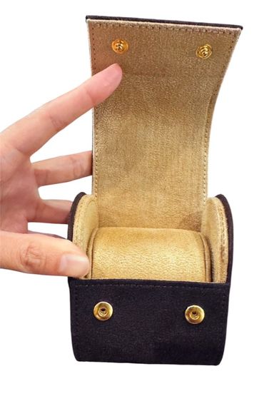 กล่องเก็บนาฬิกาพกพาสำหรับเดินทางของ Louis Vuitton รูปที่ 4