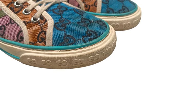 Gucci Monogram Sneakers รูปที่ 8