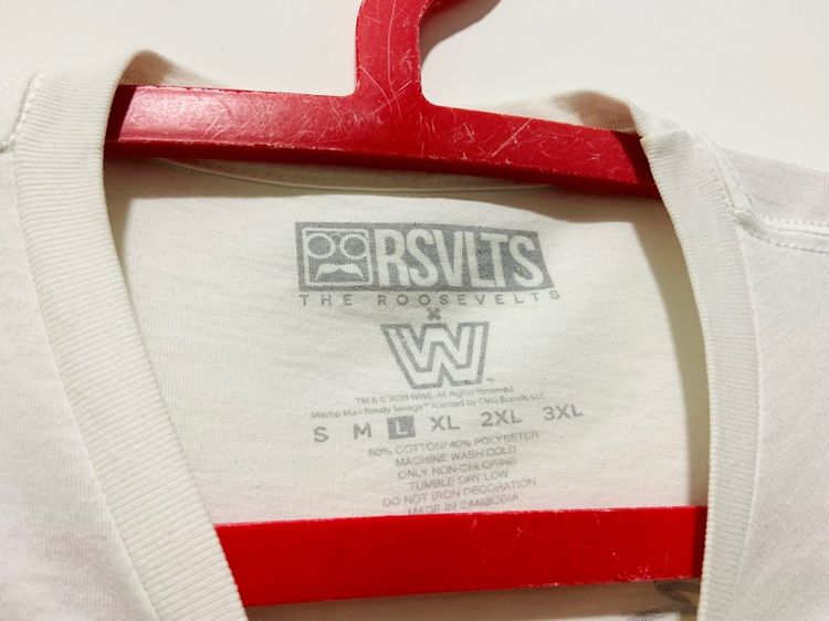 เสื้อยืด RSVLTS แท้ 💯 size L ขนาด อก 21 ยาว 28 นิ้ว สภาพใหม่มาก สกีนจม ทรงสวย รายสวย เนื้อผ้านิ่ม หายากน่าสะสมครับ รูปที่ 4