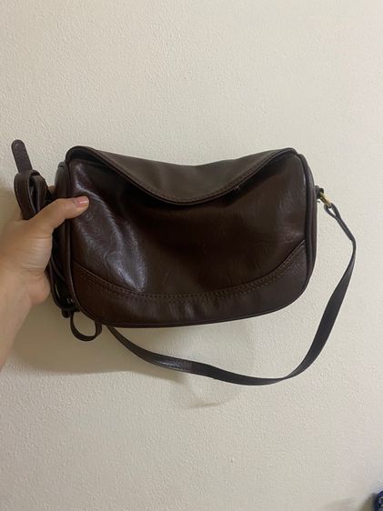 กระเป๋าสะพาย