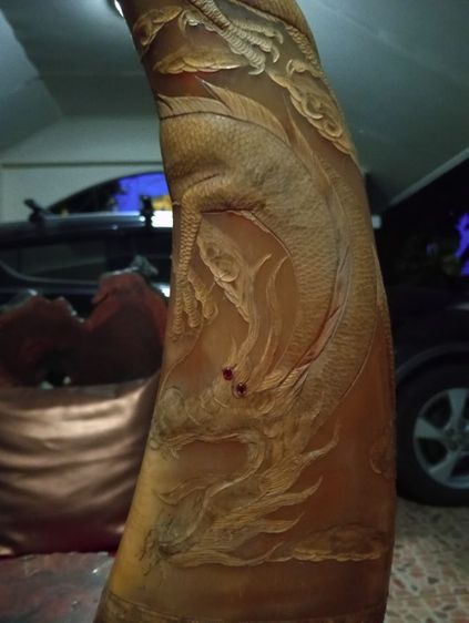 เขาเผือกทองแกะสลักมังกรฐานไม้สัก1 คู่ขนาดใหญ่สภาพเยี่ยม รูปที่ 8