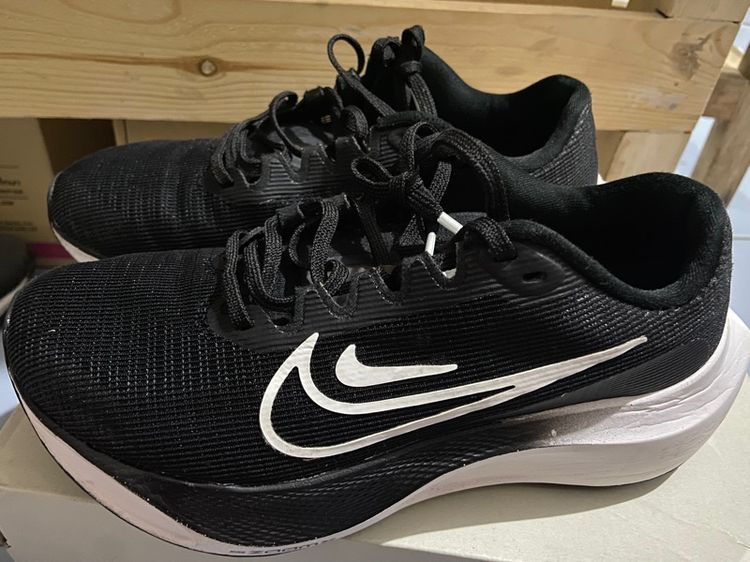 ผู้หญิง ดำ รองเท้าวิ่ง Nike zoom 