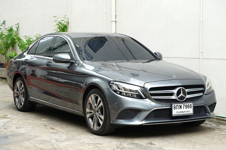 รถ Mercedes-Benz C-Class C300 สี เทา