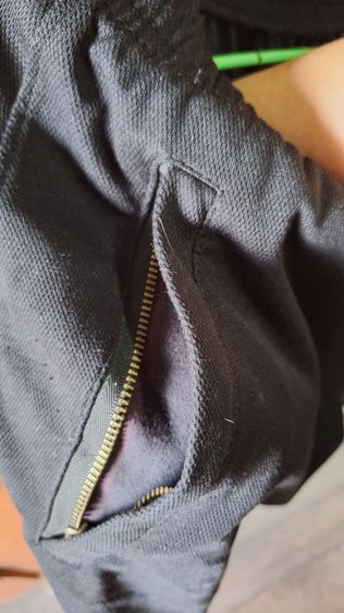 Hero Athletes กางเกงขาสั้นสภาพดีผ้านุ่มสบาย เอว 32 นิ้ว (ก่อนยืด) ยืดได้ถึง 40 นิ้ว รูปที่ 4