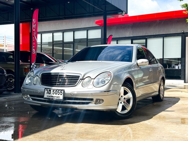 รถ Mercedes-Benz E-Class E240 สี เทา